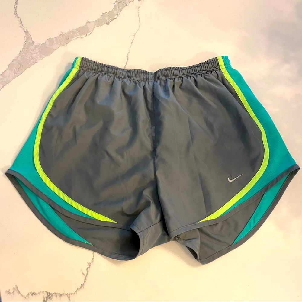 Nike Track Shorts 🎾